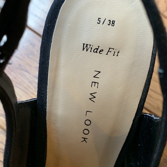 New Look Bow Front Black Suede Platform Wide Fit Heels - Picture 9 of 11